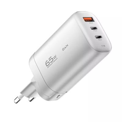 65W GaN 3 Ports USB Type-c Travel Adapter voor snel opladen van verschillende apparaten