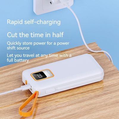 Buiten 10000mAh TC Port Mini 22.5W Fast Charging Power Bank met kabel en reële capaciteit